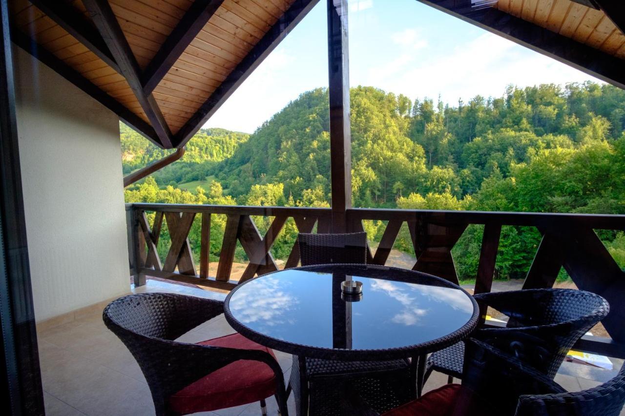 Hotel Poezia Luna Екстериор снимка