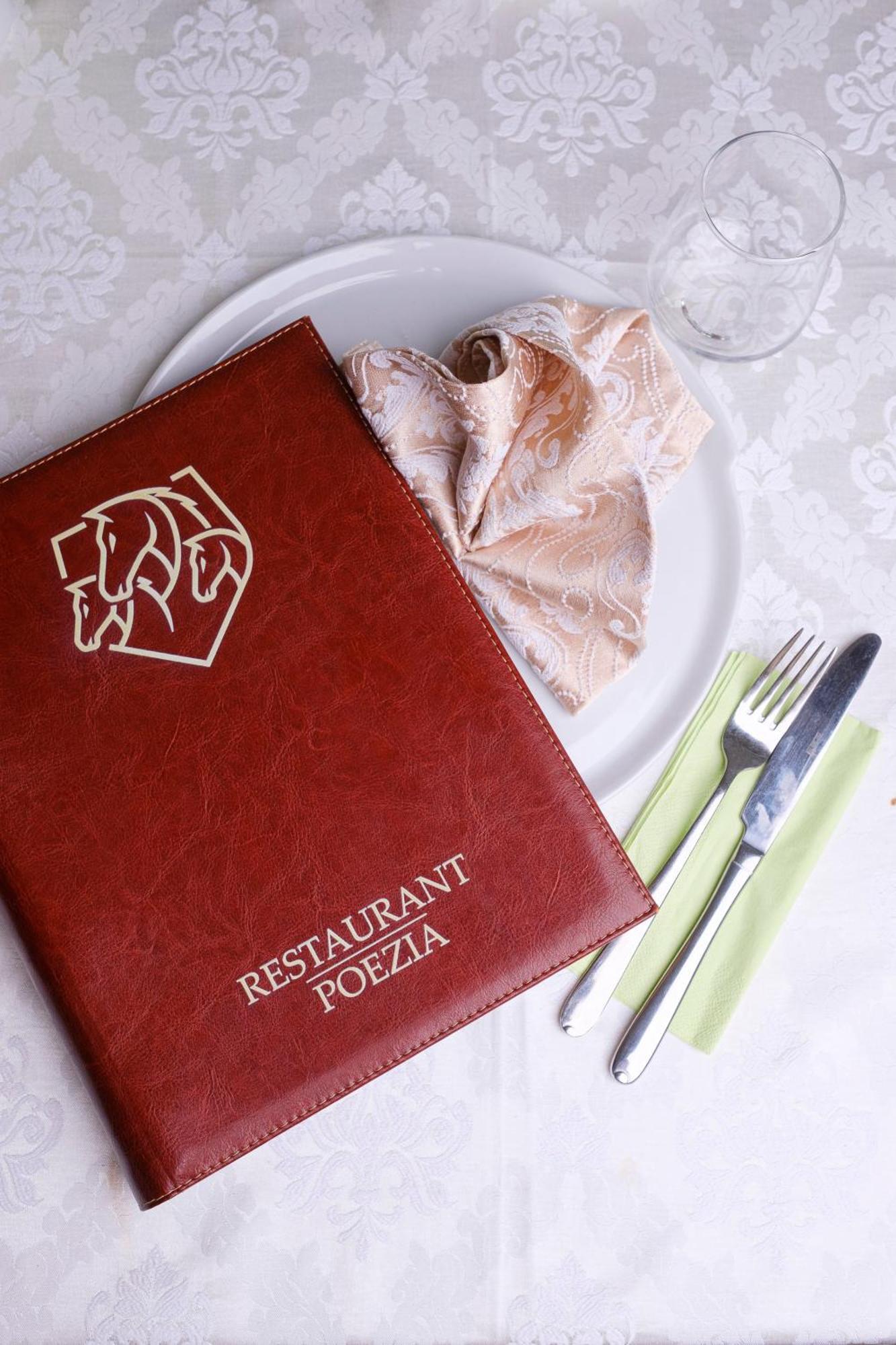 Hotel Poezia Luna Екстериор снимка