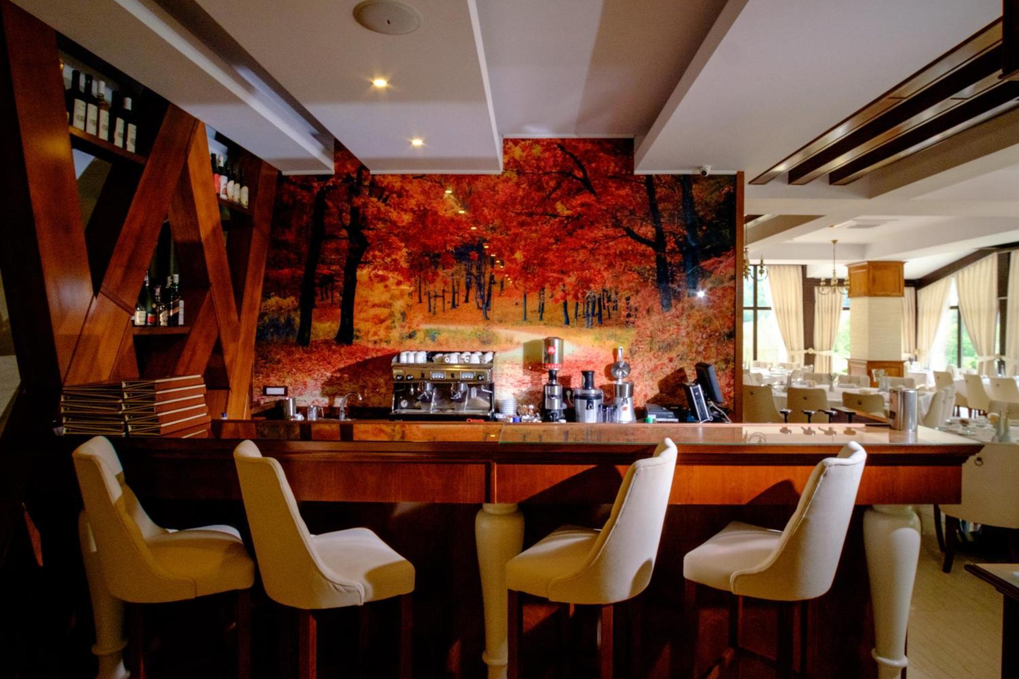 Hotel Poezia Luna Екстериор снимка