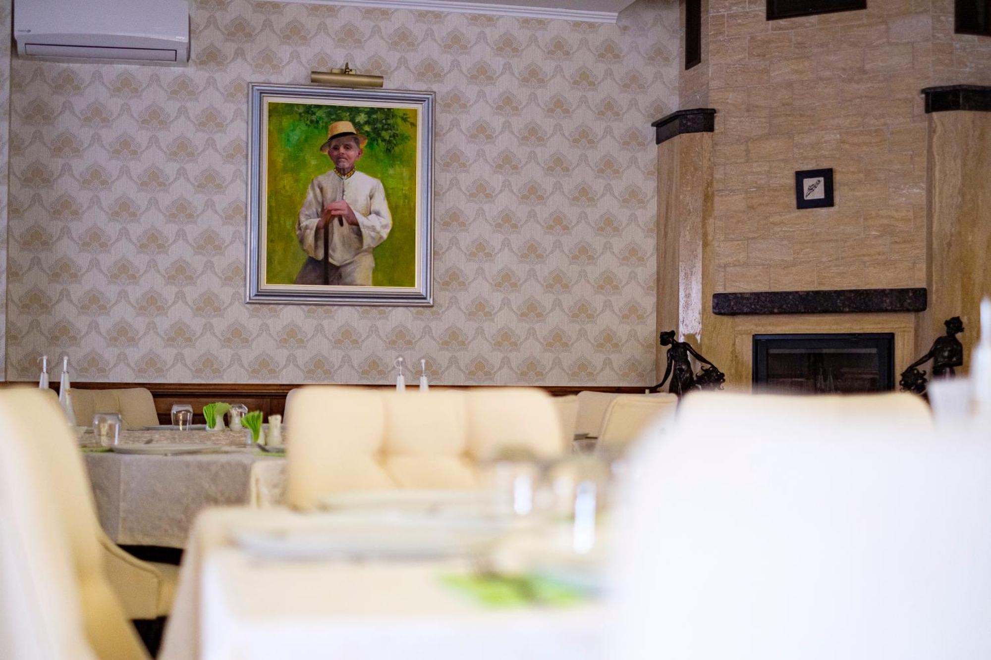 Hotel Poezia Luna Екстериор снимка