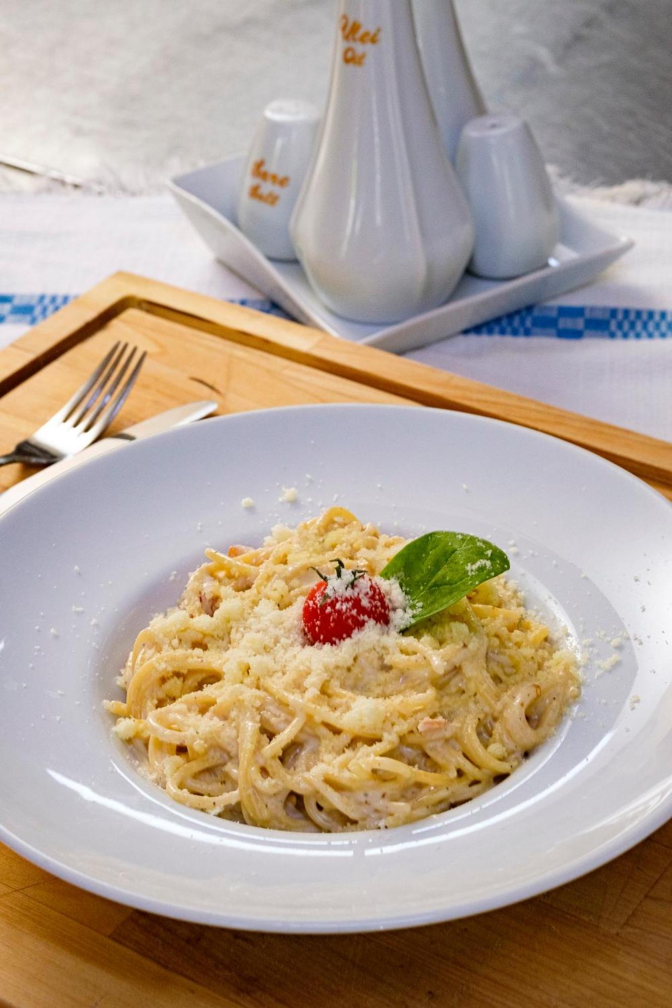 Hotel Poezia Luna Екстериор снимка